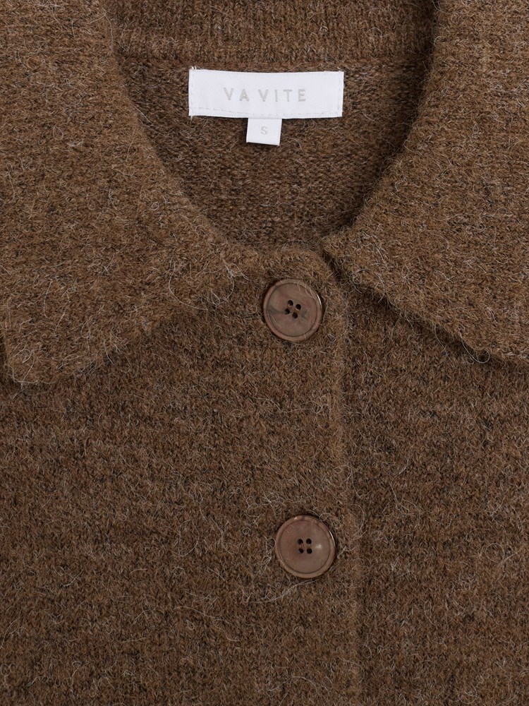 Florence cardigan 7516082_AHK-VAVITE-A26-Front_6177_Florence cardigan AHK.jpg_Front||Front
