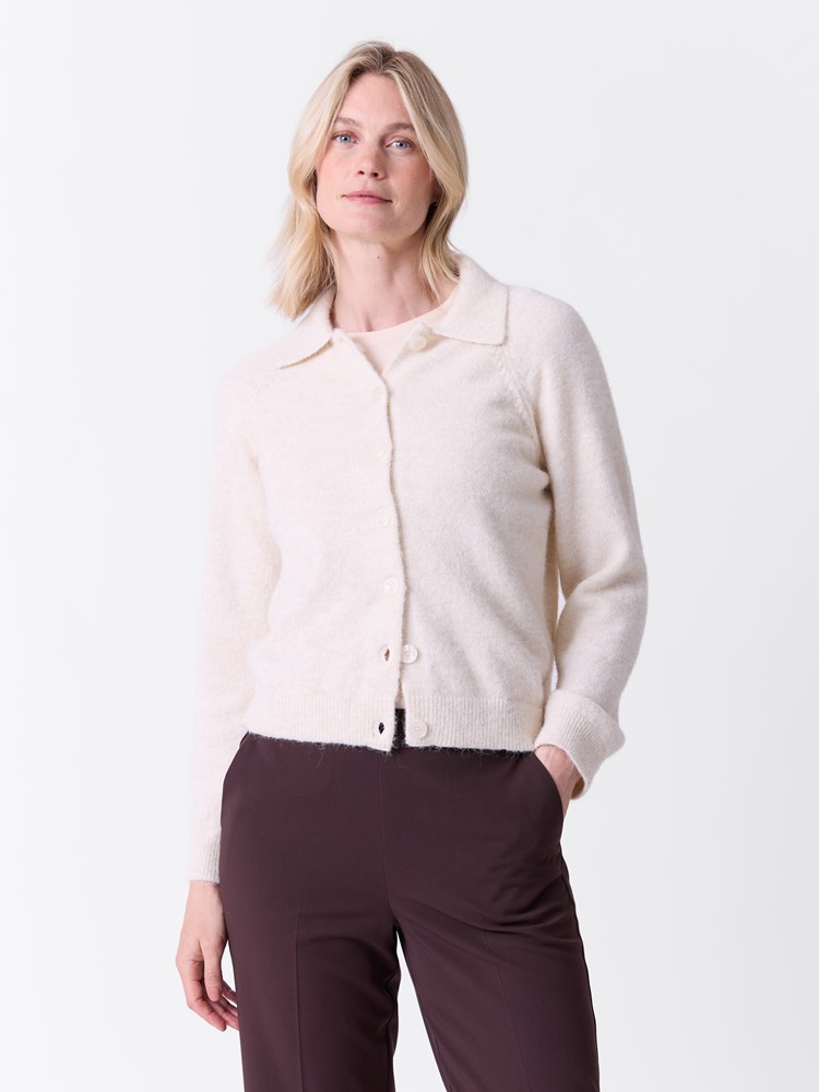 Florence cardigan 7516082_O79-VAVITE-A26-Modell-Front_chn=match_2932_Florence cardigan O79.jpg_Front||Front