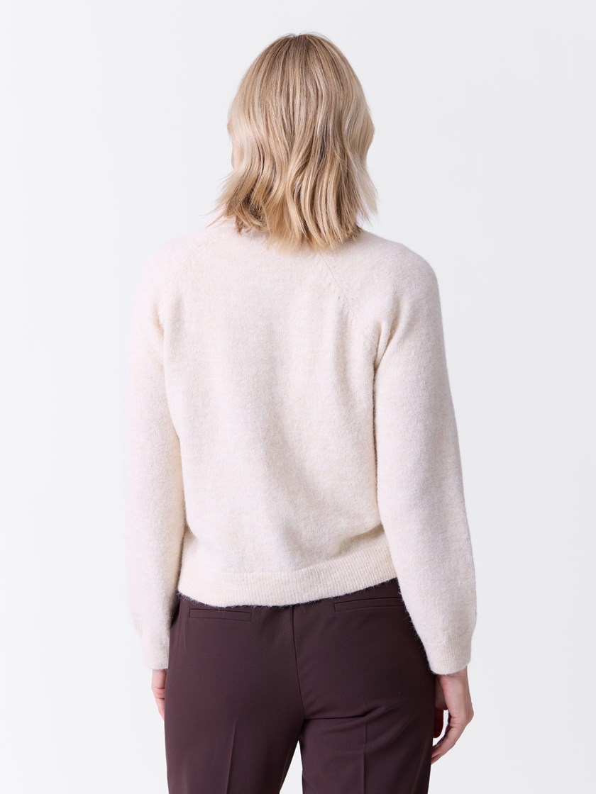 7516082 O79 7516082_O79-VAVITE-A26-Modell-Front_chn=match_8830_Florence cardigan O79.jpg_Front||Front