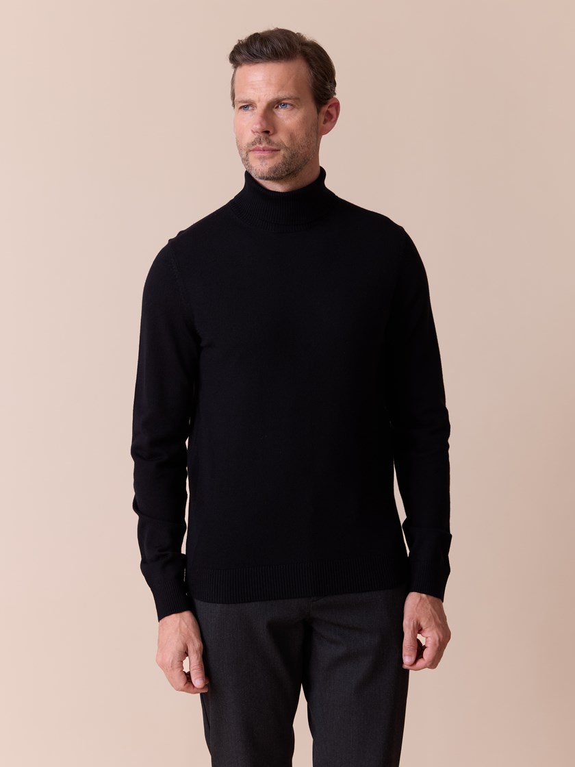 7516088 CAD 7516088_CAD-MARIOCONTI-A26-Modell-Front_chn=match_3710_Berto merino høyhalset genser CAD.jpg_Front||Front