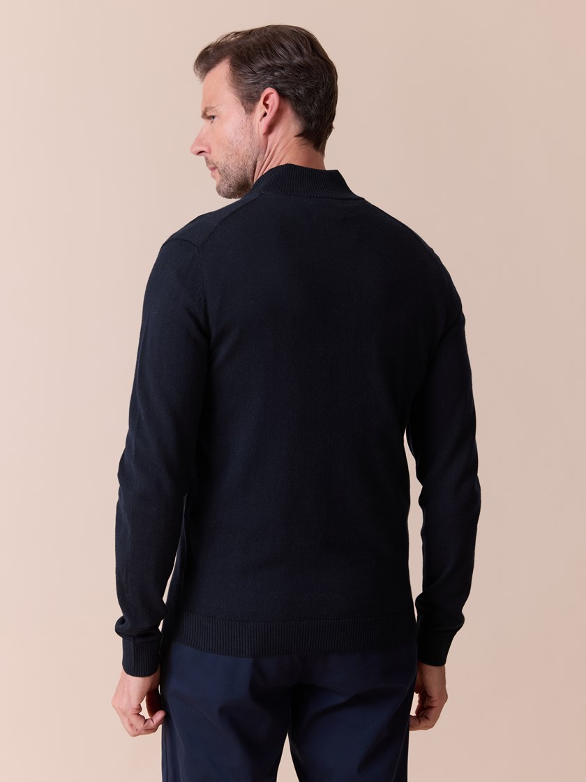 7516105 EN9 7516105_EN9-MARIOCONTI-A26-Modell-Front_chn=match_9519_Berto merino zip genser EN9.jpg_Front||Front