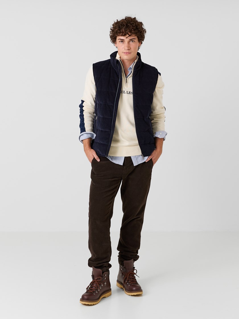 7516106 EM6 7516106_EM6-JEANPAUL-A26-Modell-Front_8000_Megeve cordvest EM6.jpg_Front||Front