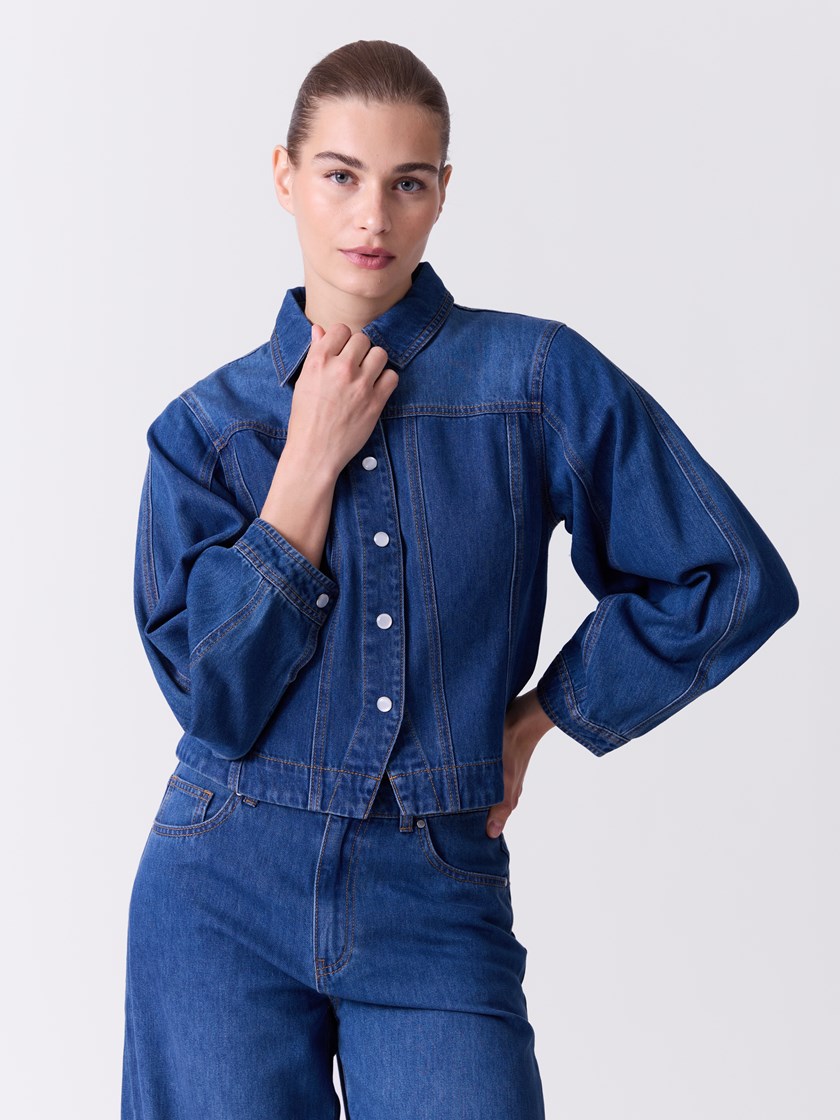 7516127 DAB 7516127_DAB-DONNA-A26-Modell-Front_chn=match_1401_Denima skjorte DAB.jpg_Front||Front