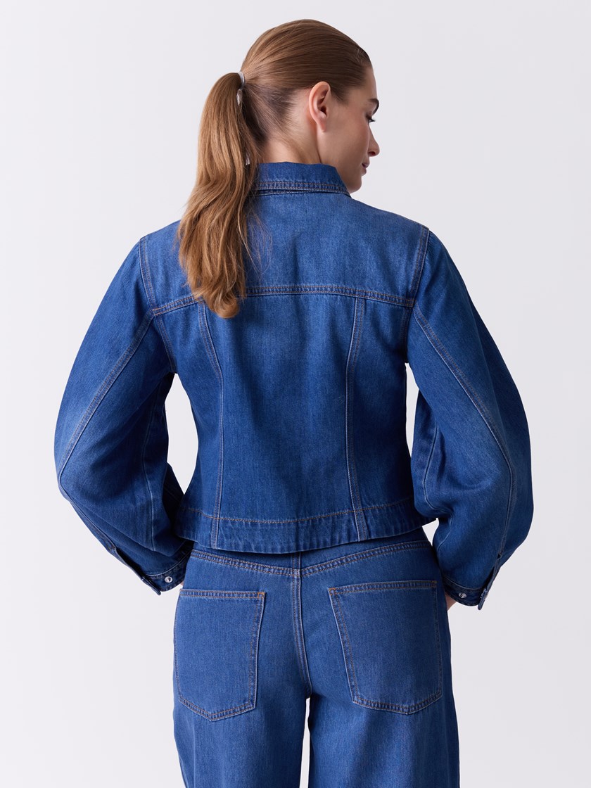 7516127 DAB 7516127_DAB-DONNA-A26-Modell-Front_chn=match_1679.jpg_Front||Front