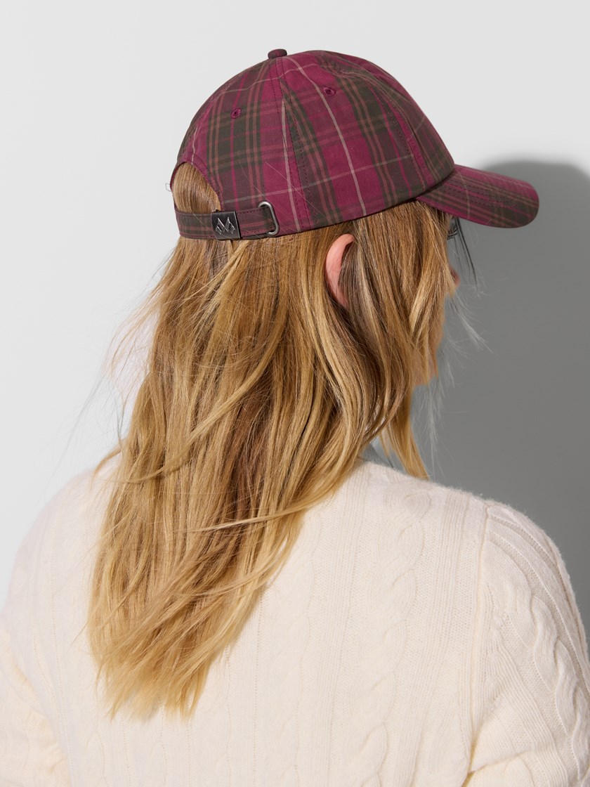 7516181 S83 7516181_S83_JeanPaul_Linnea Cap_A26_Modell_Front (1).jpg_