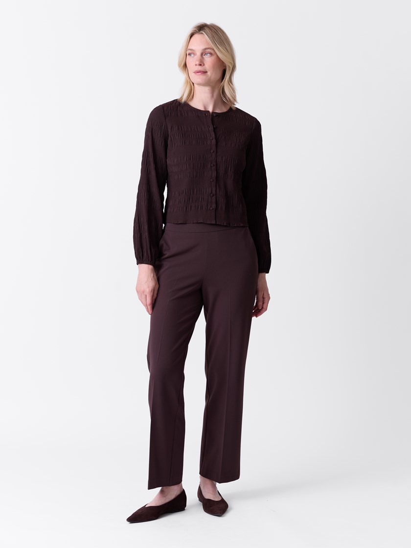 7516244 AIN 7516244_AIN-VAVITE-A26-Modell-Front_chn=match_7854_Eline bluse AIN.jpg_Front||Front