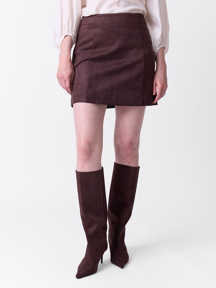 Tara skjørt 7516248_AIN-VAVITE-A26-Modell-Front_chn=match_6086.jpg_Front||Front