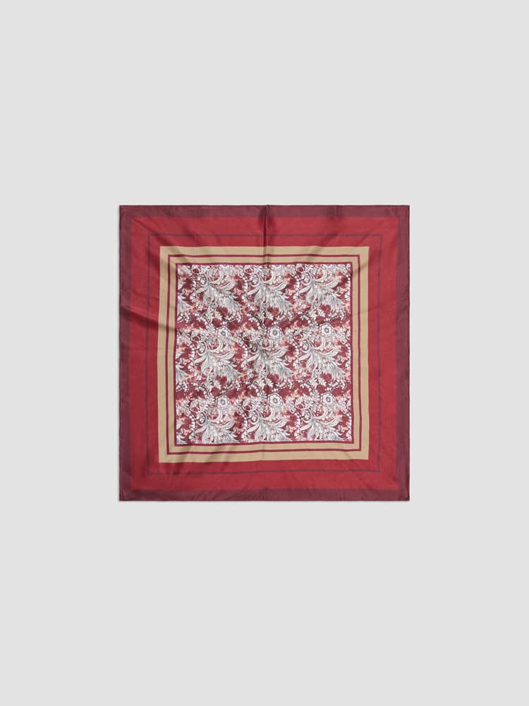 Vinona silkeskjerf 7516250_MWO-MARIEPHILIPPE-A26-Front_2612.jpg_Front||Front