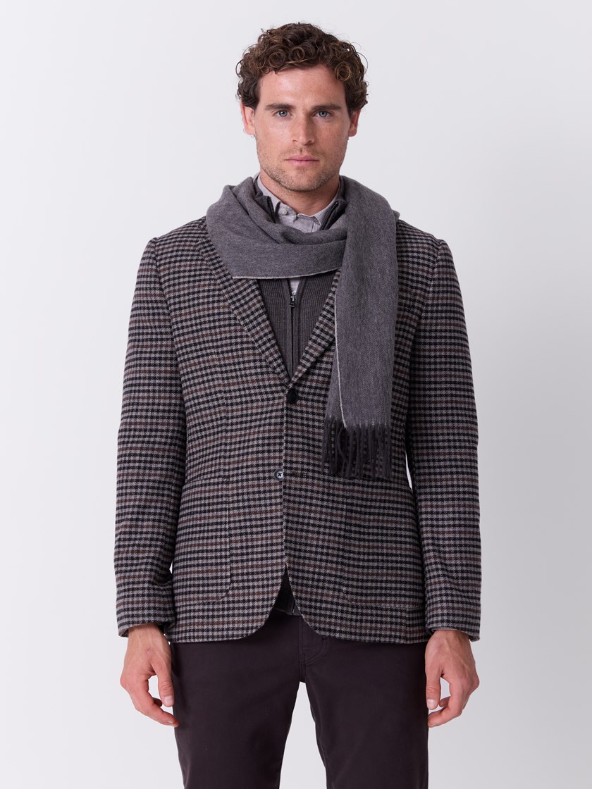 7516316 AIE 7516316_AIE-MARIOCONTI-A26-Modell-Front_chn=match_3912_Manzini ullcardigan AIE.jpg_Front||Front