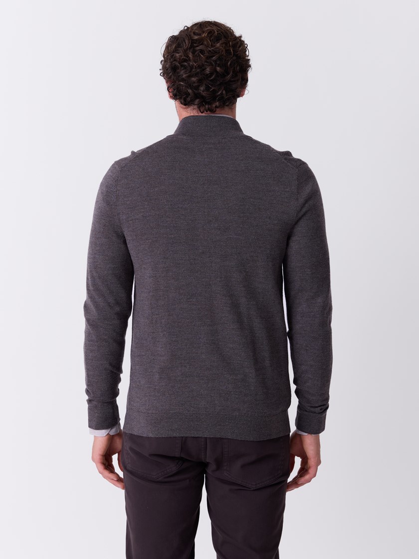 7516316 AIE 7516316_AIE-MARIOCONTI-A26-Modell-Front_chn=match_620_Manzini ullcardigan AIE.jpg_Front||Front