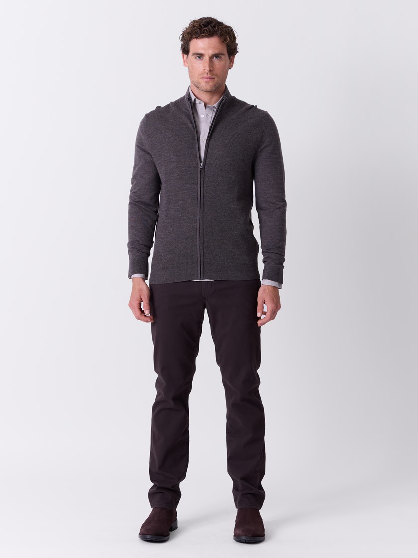 7516316 AIE 7516316_AIE-MARIOCONTI-A26-Modell-Front_chn=match_9803_Manzini ullcardigan AIE.jpg_Front||Front