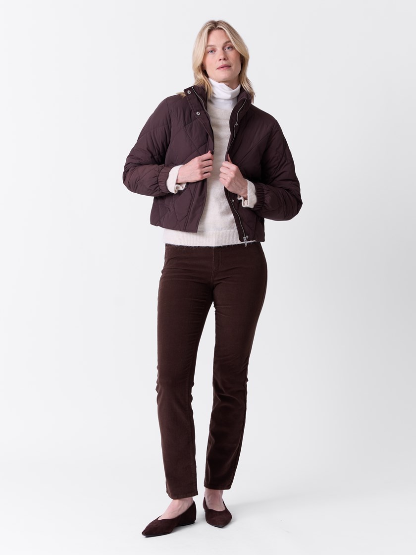 7516368 AIN 7516368_AIN-VAVITE-A26-Modell-Front_chn=match_9124_Marie jakke AIN.jpg_Front||Front
