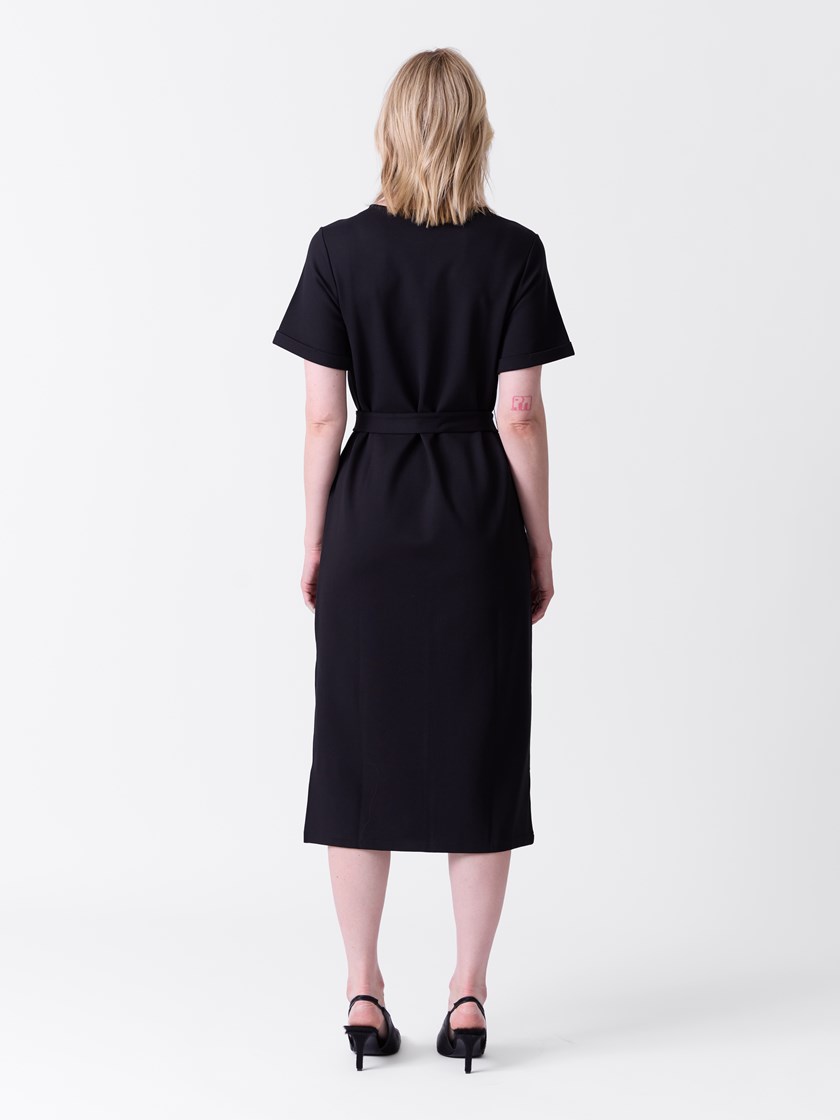 7516404 ID2 7516404_ID2-VAVITE-A26-Modell-Front_chn=match_6418_Mona kjole ID2.jpg_Front||Front