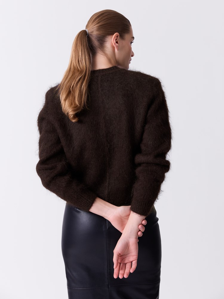 Esme cardigan 7516405_AIJ-DONNA-A26-Modell-Front_chn=match_1599_Esme cardigan AIJ.jpg_Front||Front