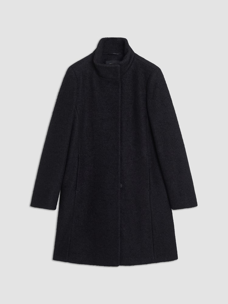 Marita boucle kåpe 7516411_ID2-MARIEPHILIPPE-A26-Front_8018_Marita boucle kåpe ID2.jpg_Front||Front