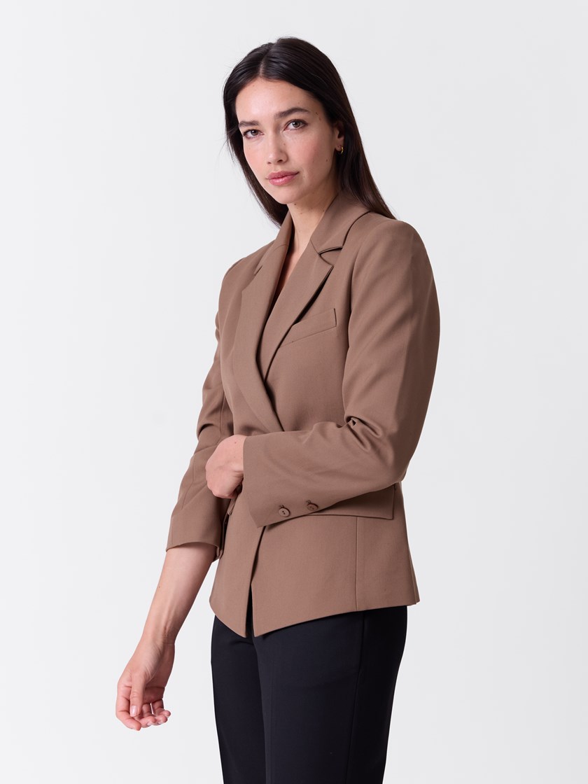 7516423 ADG 7516423_ADG-MARIEPHILIPPE-A26-Modell-Front_chn=match_3965_Corine blazer ADG.jpg_Front