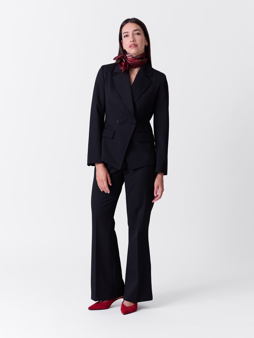 7516423 ID2 7516423_ID2-MARIEPHILIPPE-A26-Modell-Front_chn=match_7254_Corine blazer ID2.jpg_Front