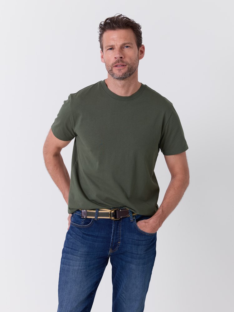 Joe t-skjorte 7516430_GOR-REDFORD-A26-Modell-Front_chn=match_2726_Joe t-skjorte GOR.jpg_Front||Front