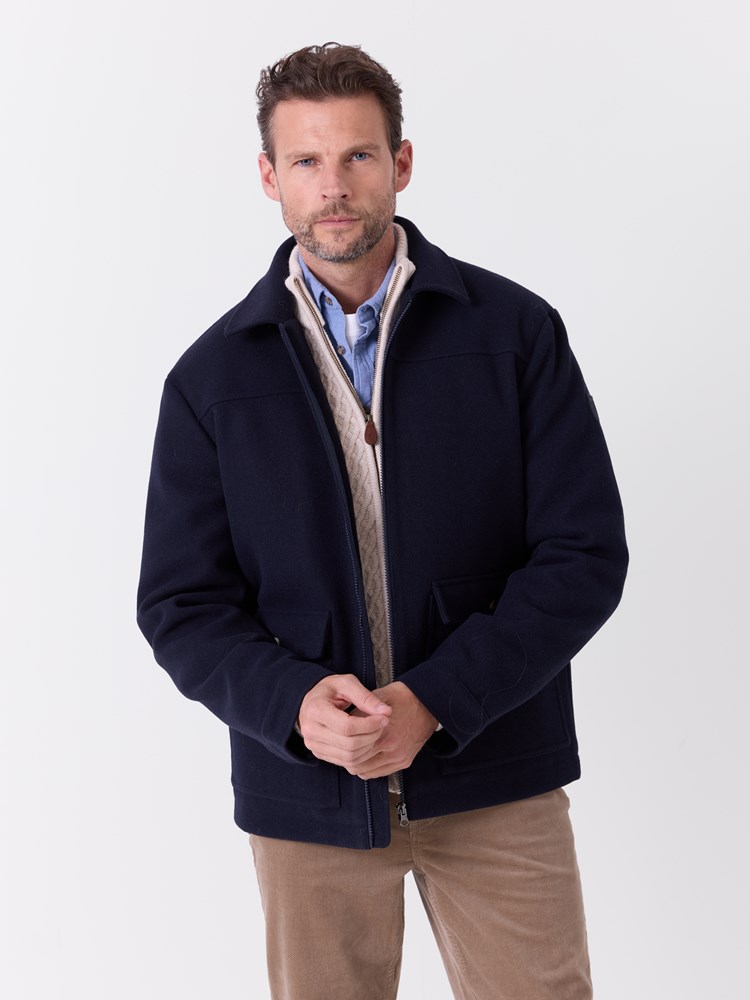 Brisbane Jakke 7516462_EMW-REDFORD-A26-Modell-Front_chn=match_3751_Brisbane Jakke EMW.jpg_Front||Front