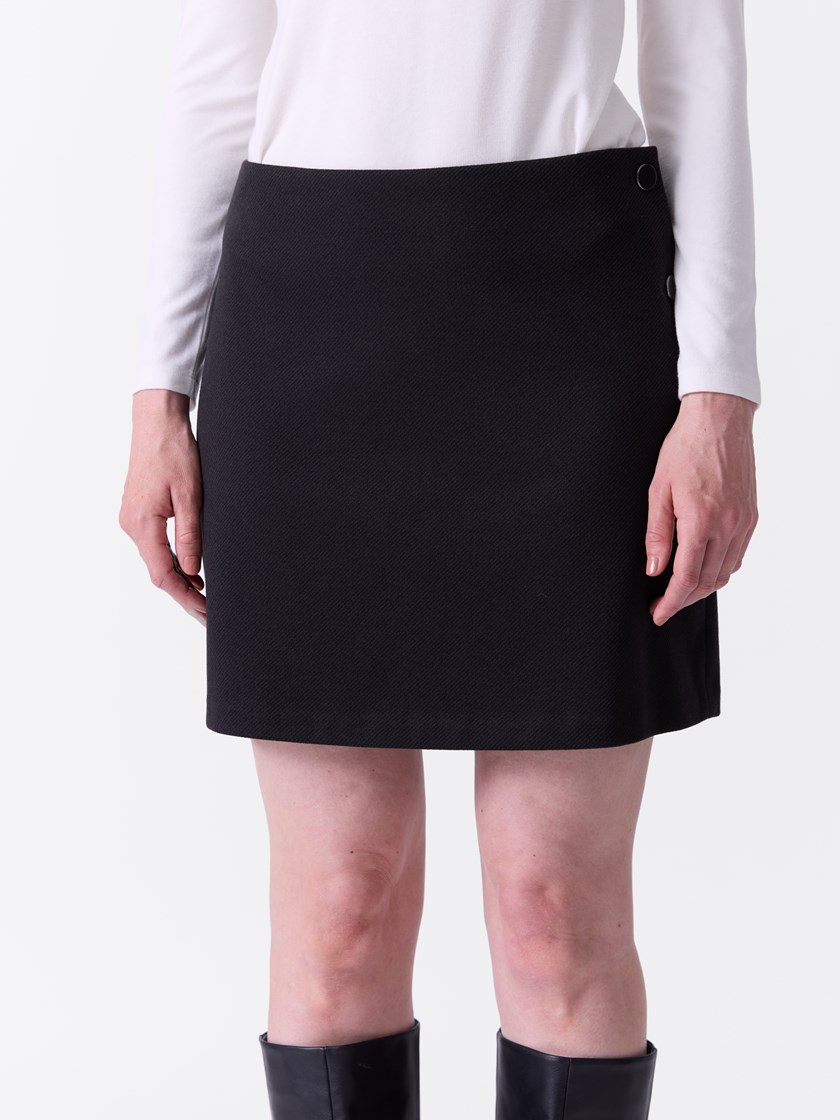 7516476 ID2 7516476_ID2-VAVITE-A26-Modell-Front_chn=match_7677_Maia skjørt ID2.jpg_Front||Front