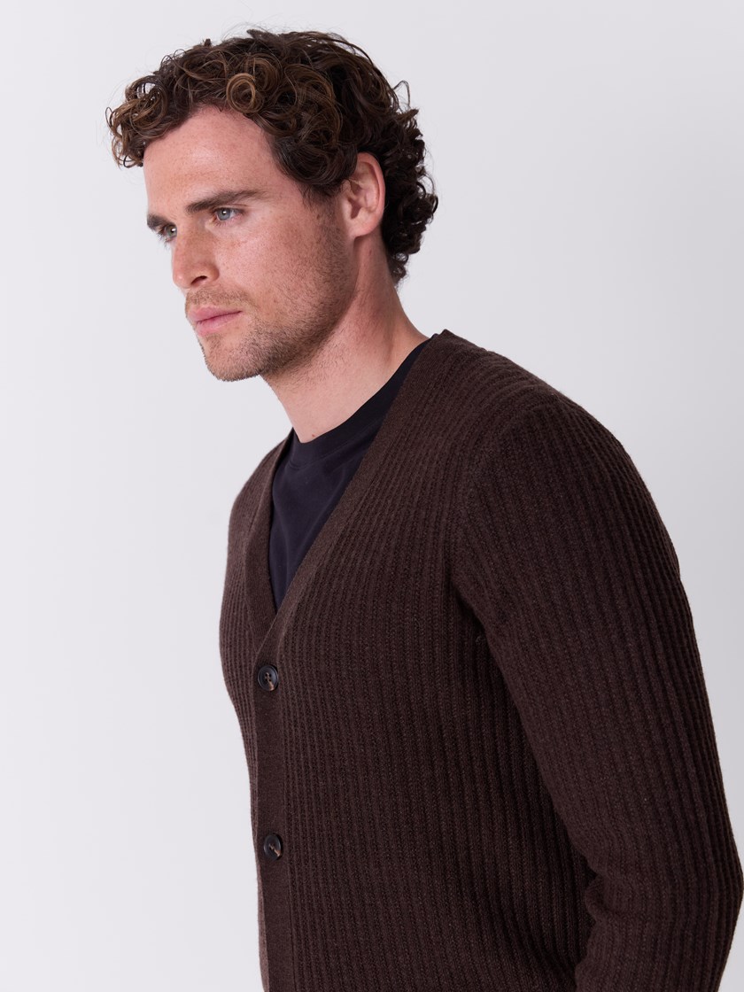 7516491 GU3 7516491_GU3-MARIOCONTI-A26-Modell-Front_chn=match_3861_Foggia cardigan GU3.jpg_Front||Front
