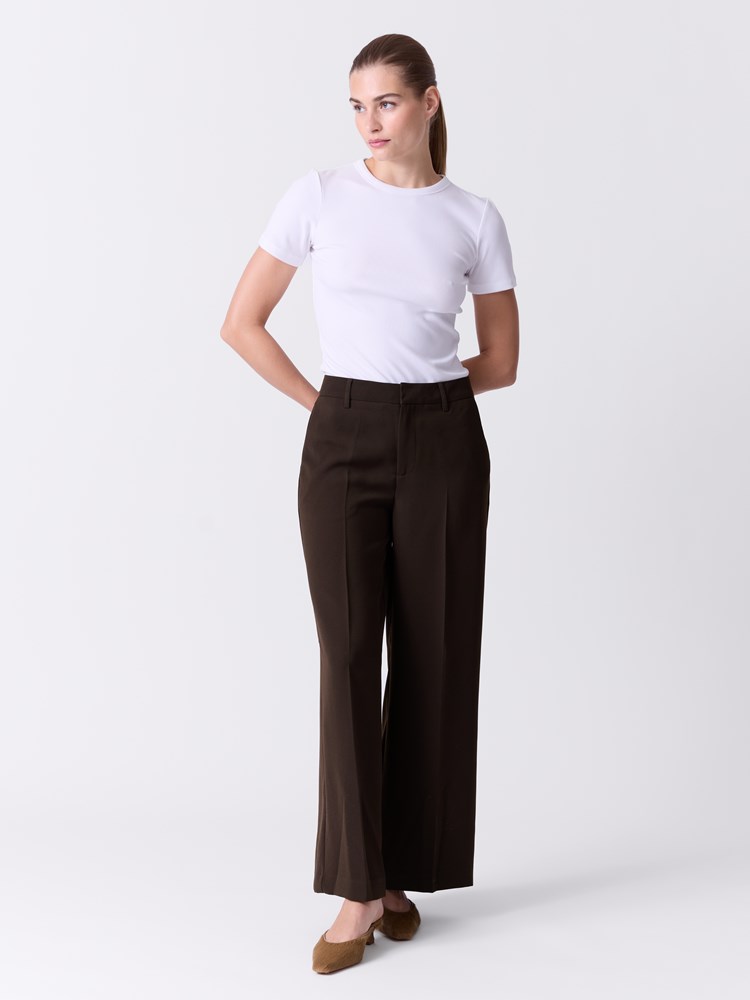 Luella bukse 7516502_AIJ-DONNA-A26-Modell-Front_chn=match_6970_Luella bukse AIJ.jpg_Front||Front