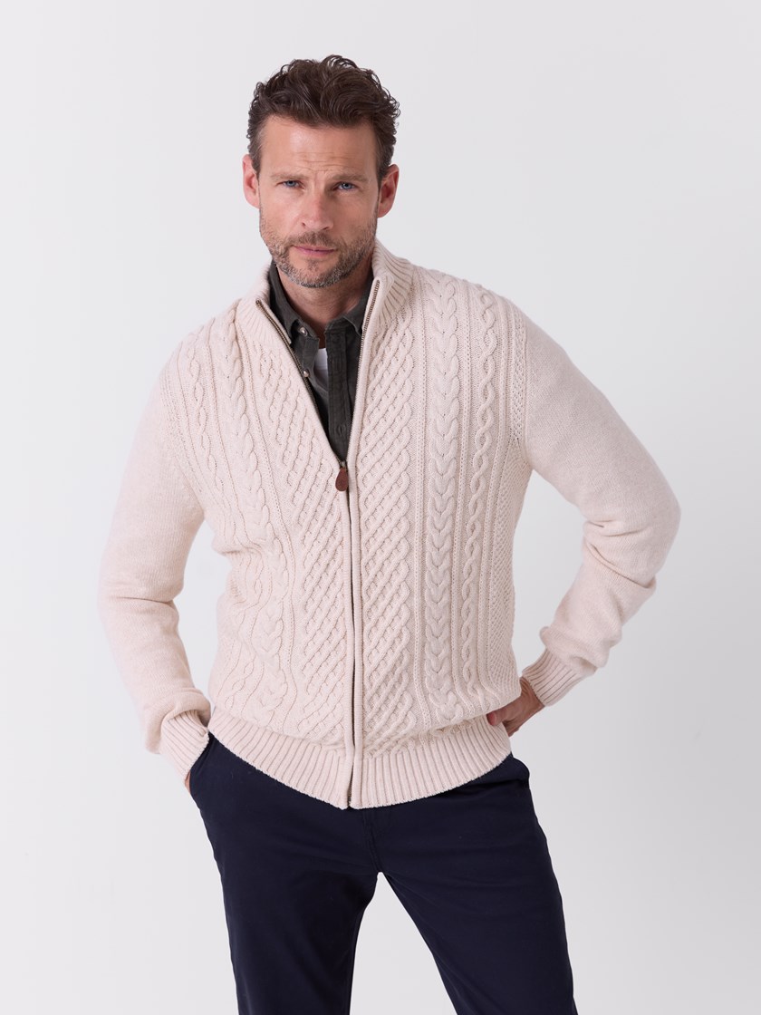 7516523 I2X 7516523_I2X-REDFORD-A26-Modell-Front_chn=match_2242_Holger cardigan I2X.jpg_Front
