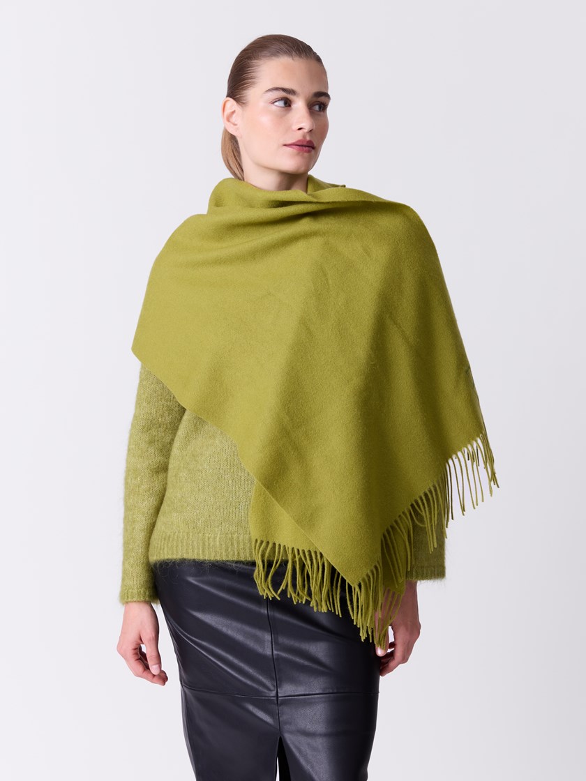 7516542 T93 7516542_T93-DONNA-A26-Modell-Front_chn=match_3404.jpg_Front||Front