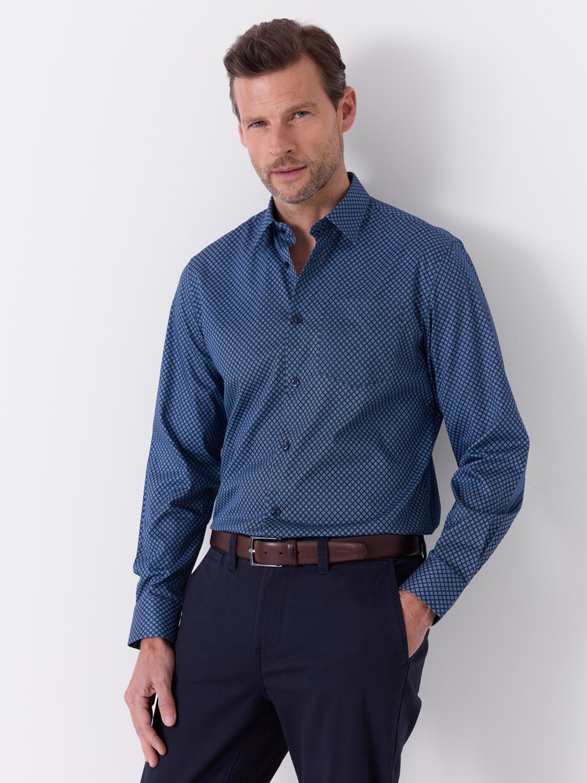 7516569 EM1 7516569_EM1-ALVO-A26-Modell-Front_chn=match_6881_Lerke skjorte EM1.jpg_Front||Front