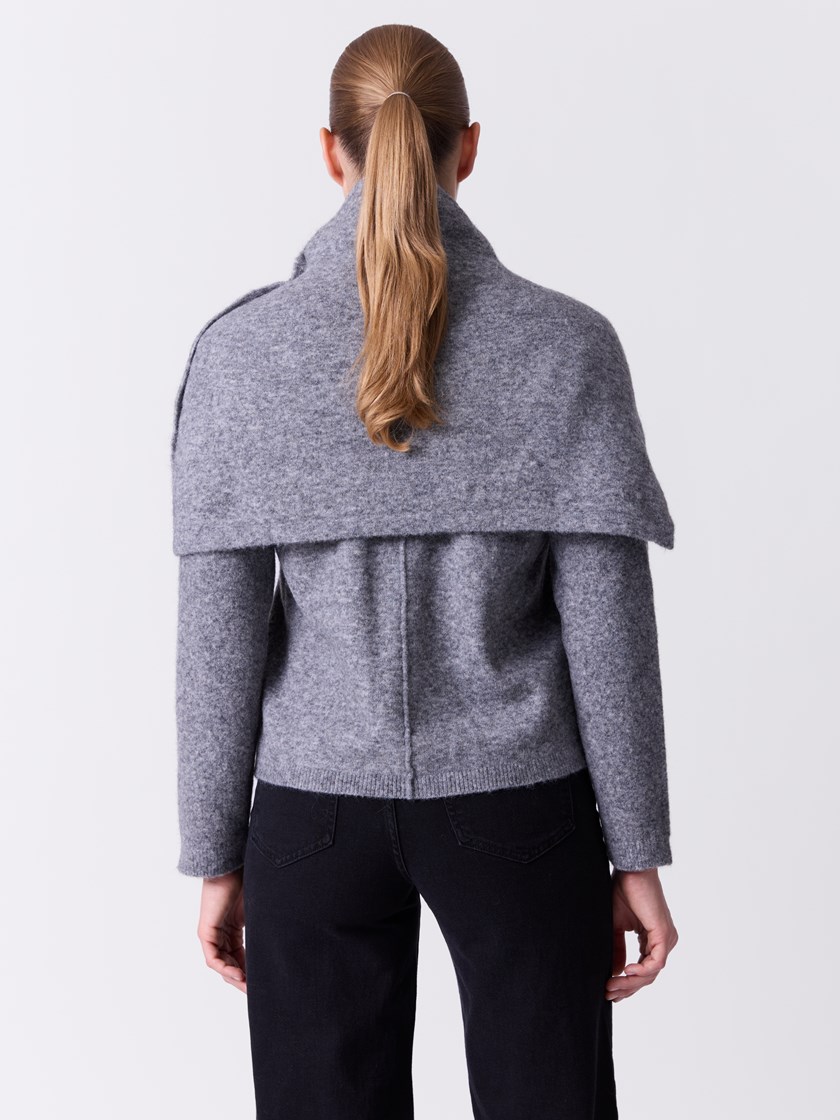 7516571 IEY 7516571_IEY-DONNA-A26-Modell-Front_chn=match_5135_Catalina cape genser IEY.jpg_Front||Front
