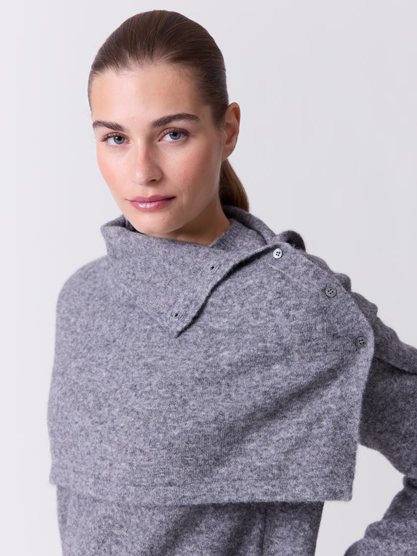 7516571 IEY 7516571_IEY-DONNA-A26-Modell-Front_chn=match_7425_Catalina cape genser IEY.jpg_Front||Front