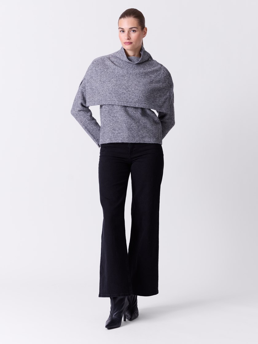 7516571 IEY 7516571_IEY-DONNA-A26-Modell-Front_chn=match_9856_Catalina cape genser IEY.jpg_Front||Front