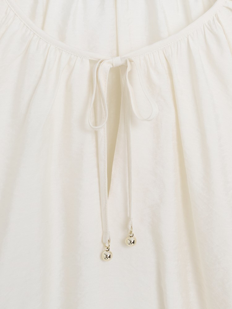 Sabrina bluse 7516587_O79-VAVITE-A26-Front_5350_Sabrina bluse O79.jpg_Front||Front