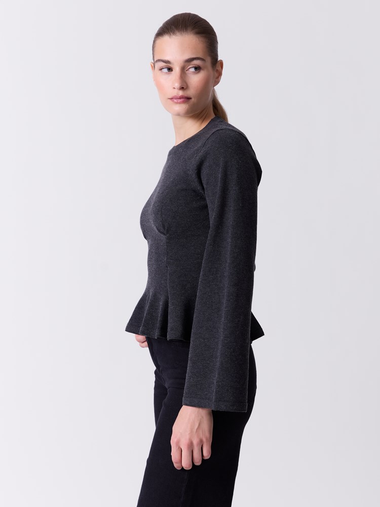 Peplum genser 7516611_IEG-DONNA-A26-Modell-Front_chn=match_0_Peplum genser IEG.jpg_Front||Front