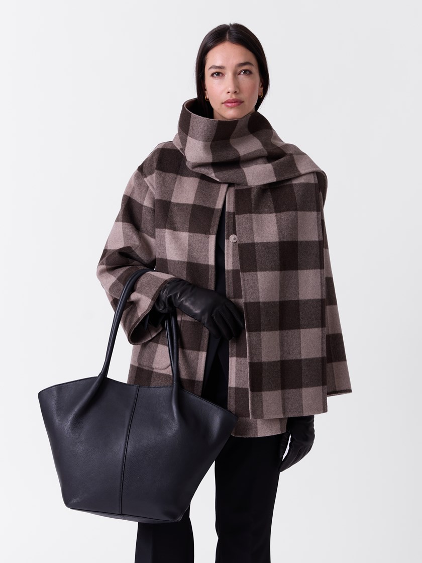 7516648 S32 7516648_S32-MARIEPHILIPPE-A26-Modell-Front_chn=match_294_Susie kåpe S32.jpg_Front||Front