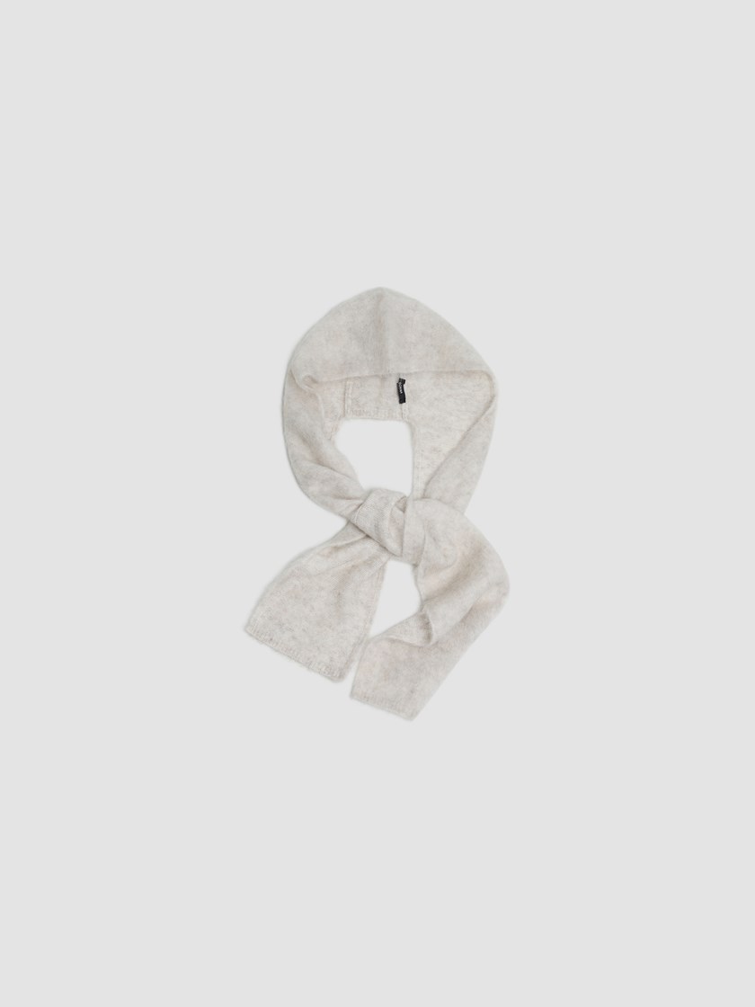 7516656 O79 7516656_O79-DONNA-A26-Front_7449_Carmela hood scarf O79.jpg_Front||Front