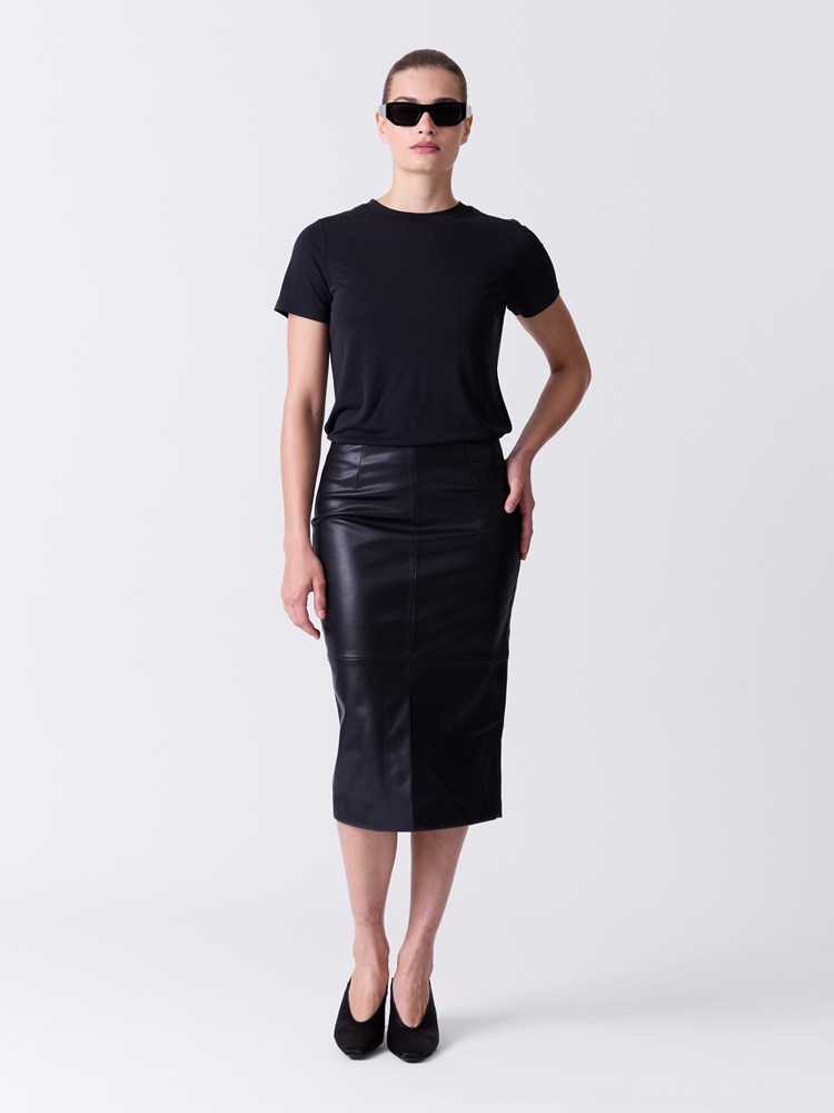 Penny skjørt 7516690_ID2-DONNA-A26-Modell-Front_chn=match_2629_Penny skjørt ID2.jpg_Front||Front