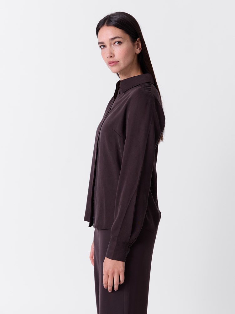 Lana skjorte 7516724_AIN-MARIEPHILIPPE-A26-Modell-Front_chn=match_7258_Lana skjorte AIN.jpg_Front||Front