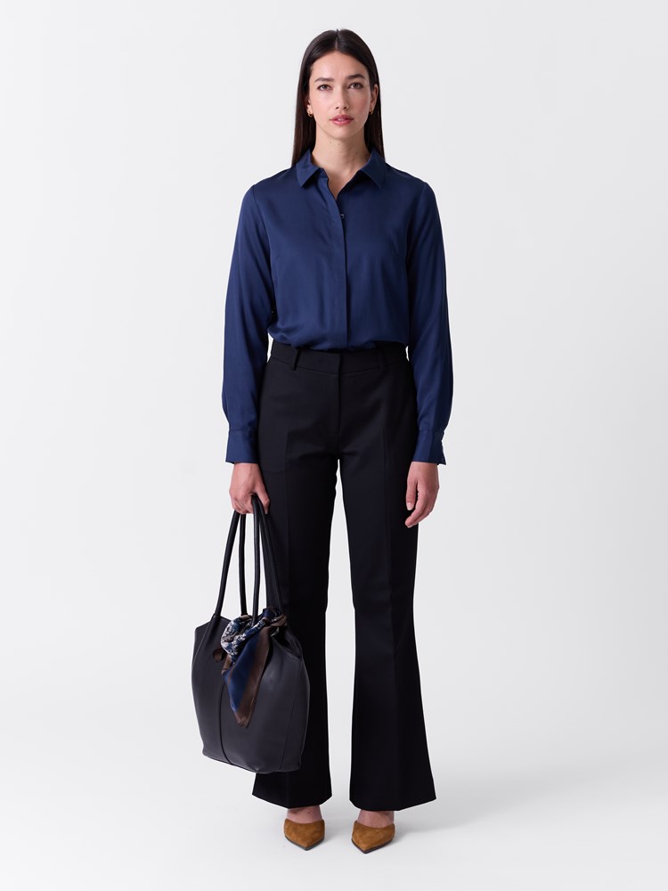 Lana skjorte 7516724_EN9-MARIEPHILIPPE-A26-Modell-Front_chn=match_9271_Lana skjorte EN9.jpg_Front||Front