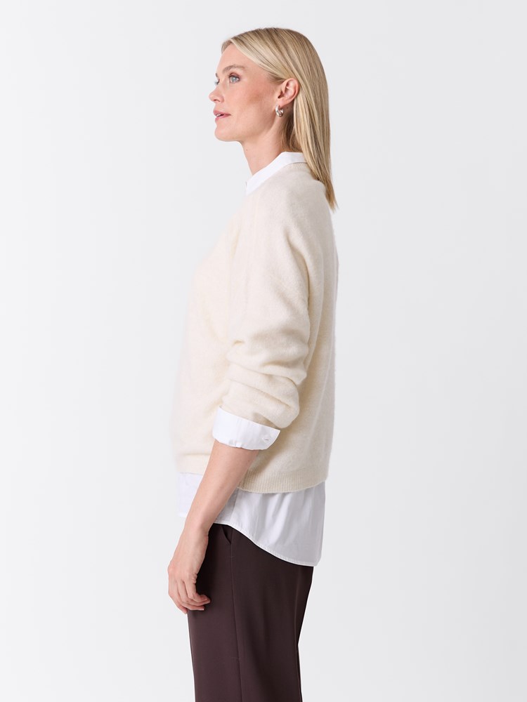 Marcella genser 7516735_T96-VAVITE-W26-Modell-Front_chn=match_6223_Marcella genser T96.jpg_Front||Front