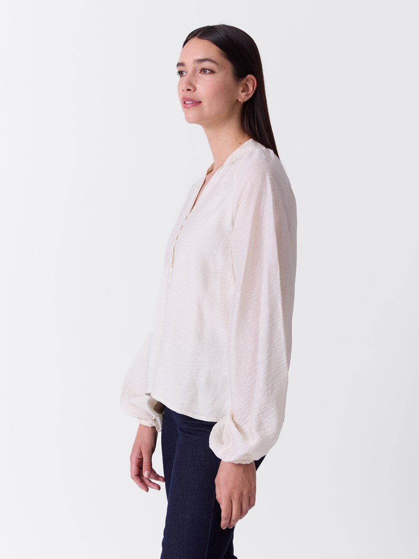 7516786 I2L 7516786_I2L-MARIEPHILIPPE-A26-Modell-Front_chn=match_631_Malina bluse I2L.jpg_Front