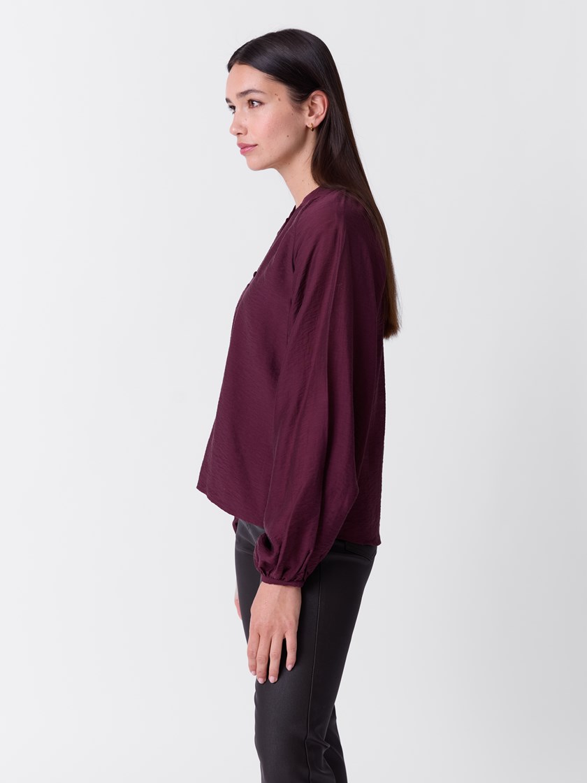 7516786 MWO 7516786_MWO-MARIEPHILIPPE-A26-Modell-Front_chn=match_2690_Malina bluse MWO.jpg_Front