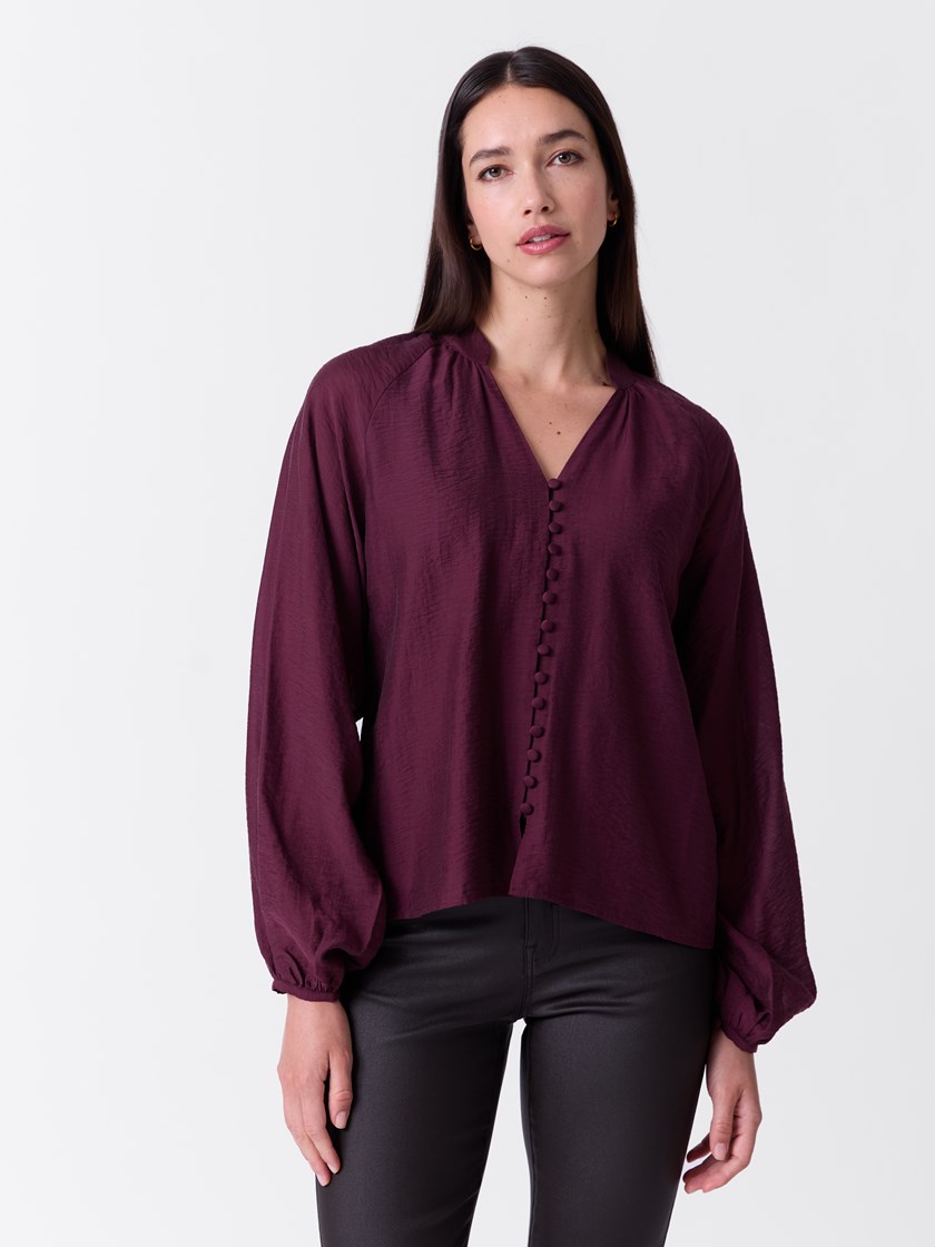 7516786 MWO 7516786_MWO-MARIEPHILIPPE-A26-Modell-Front_chn=match_633_Malina bluse MWO.jpg_Front