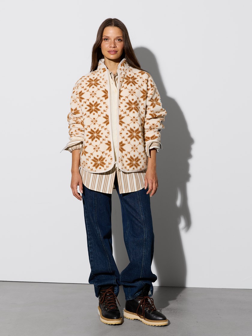 7516801 AED 7516801_AED-JEANPAUL-W26-Modell-Front_247.jpg_Front||Front