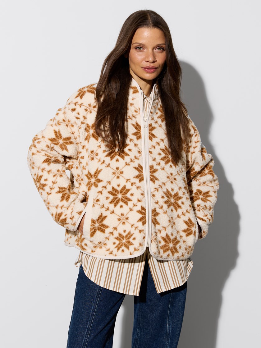 7516801 AED 7516801_AED-JEANPAUL-W26-Modell-Front_2623.jpg_Front||Front