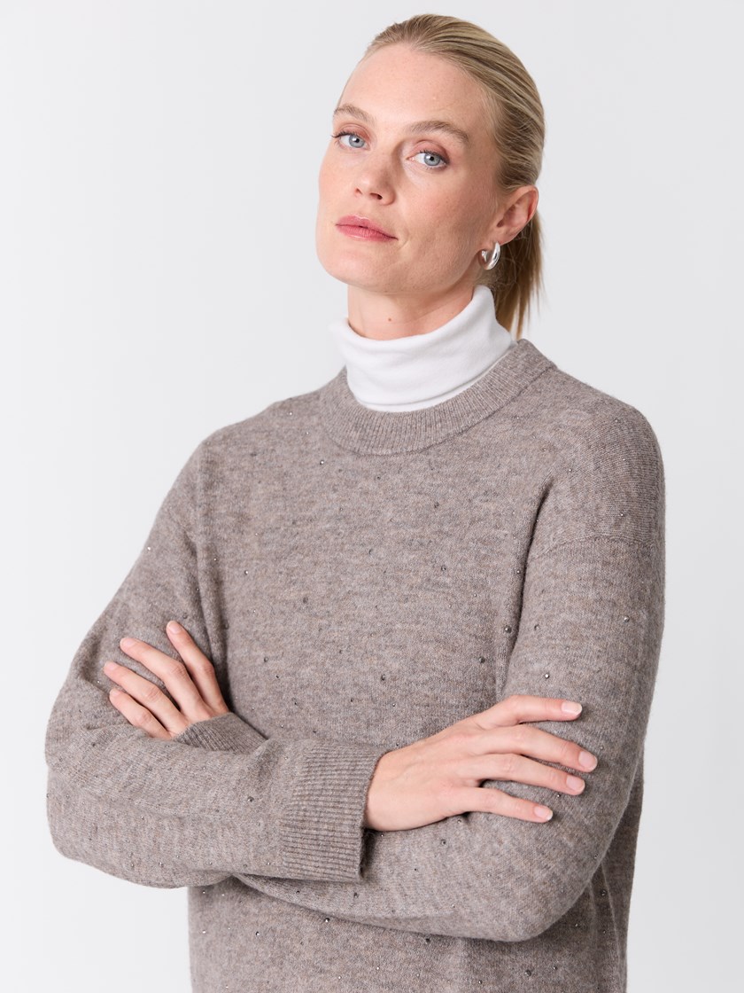 7516860 AHK 7516860_AHK-VAVITE-W26-Modell-Front_chn=match_3155_Stella genser AHK.jpg_Front||Front