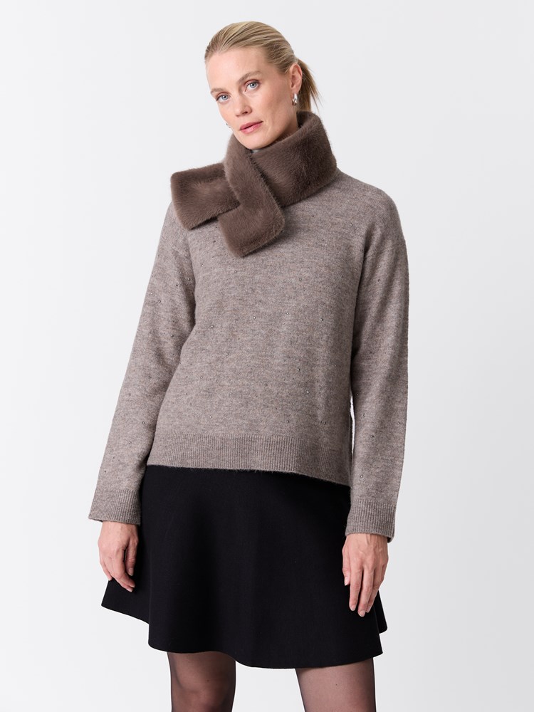 Stella genser 7516860_AHK-VAVITE-W26-Modell-Front_chn=match_9673_Stella genser AHK.jpg_Front||Front