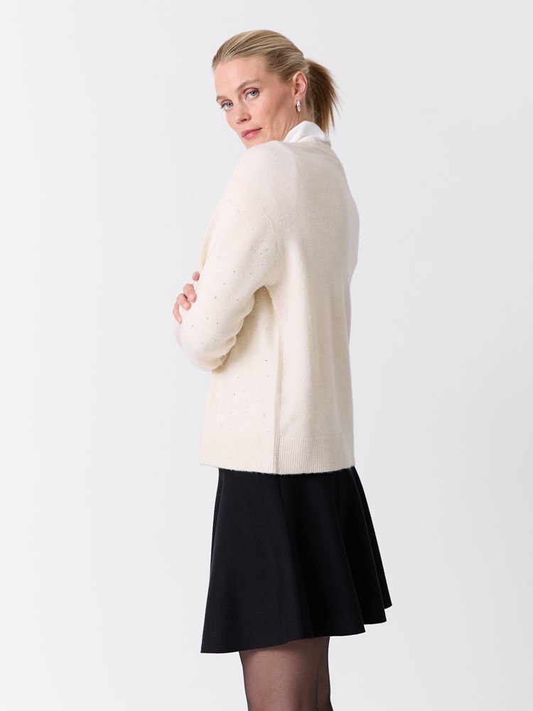 Stella genser 7516860_T96-VAVITE-W26-Modell-Front_chn=match_403_Stella genser T96.jpg_Front||Front