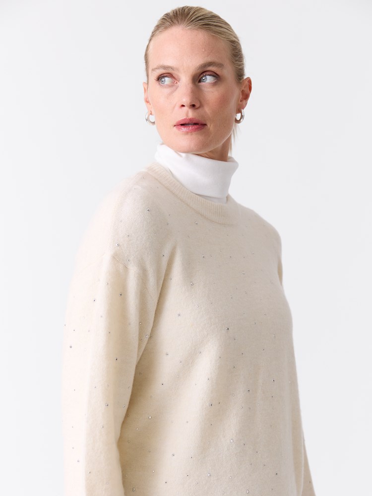 Stella genser 7516860_T96-VAVITE-W26-Modell-Front_chn=match_7789_Stella genser T96.jpg_Front||Front