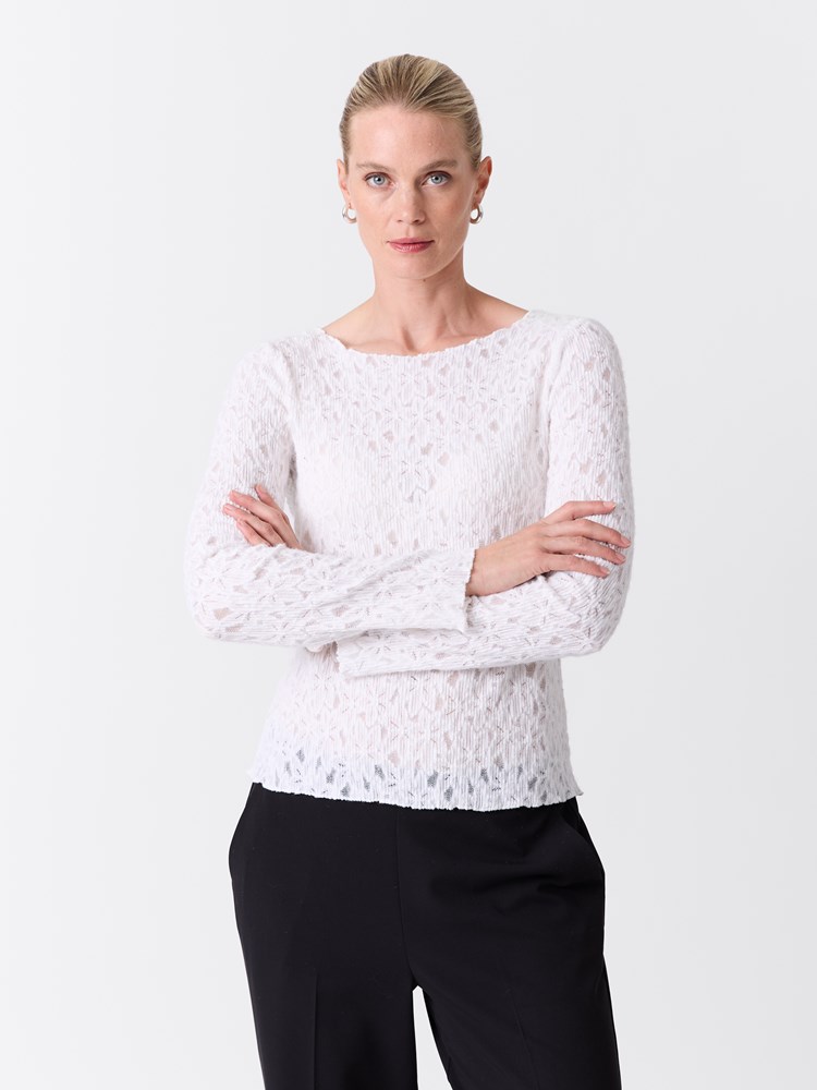 Stella topp 7516861_O79-VAVITE-W26-Modell-Front_chn=match_6103_Stella topp O79.jpg_Front||Front